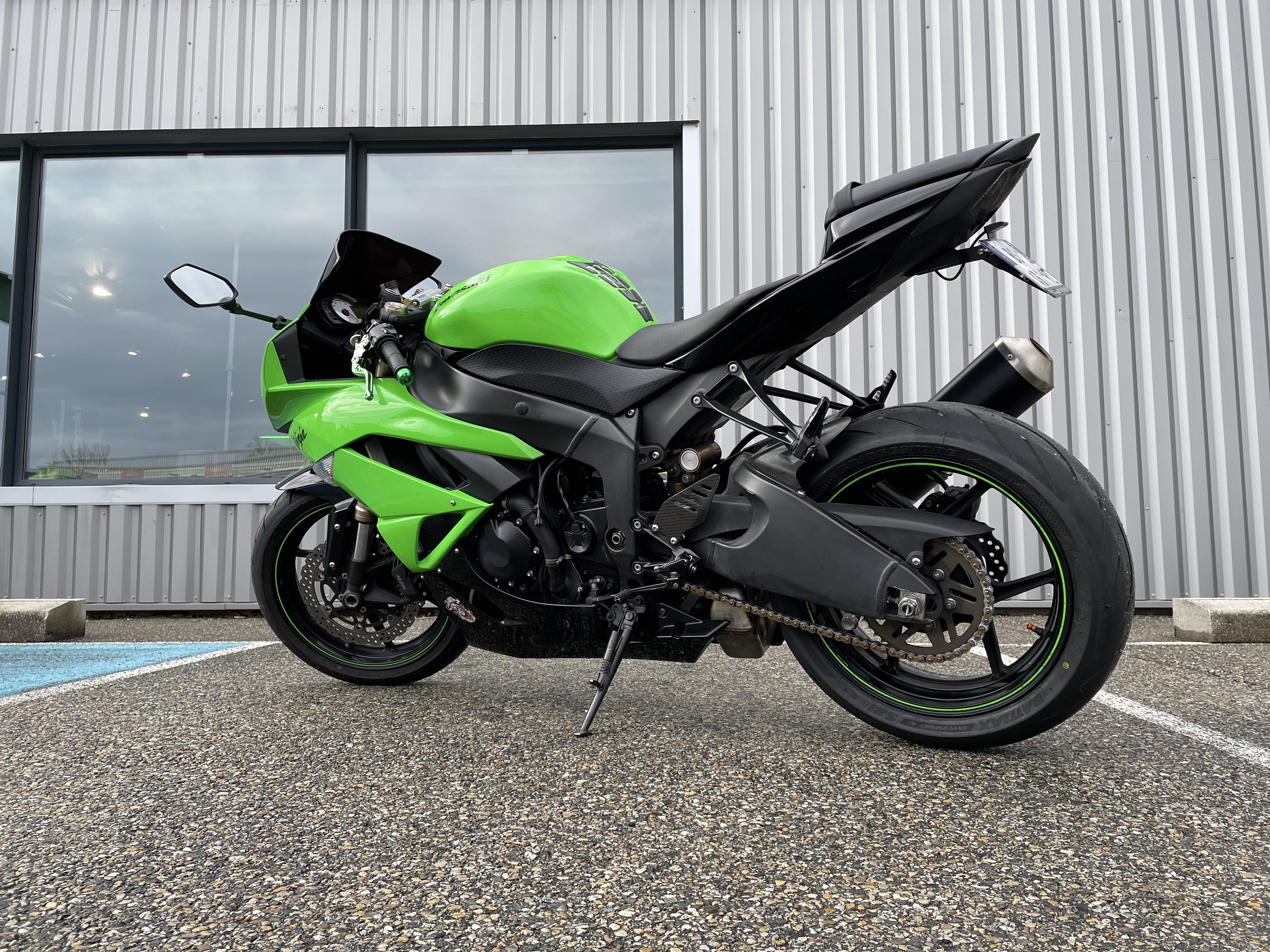 KAWASAKI NINJA ZX-6R