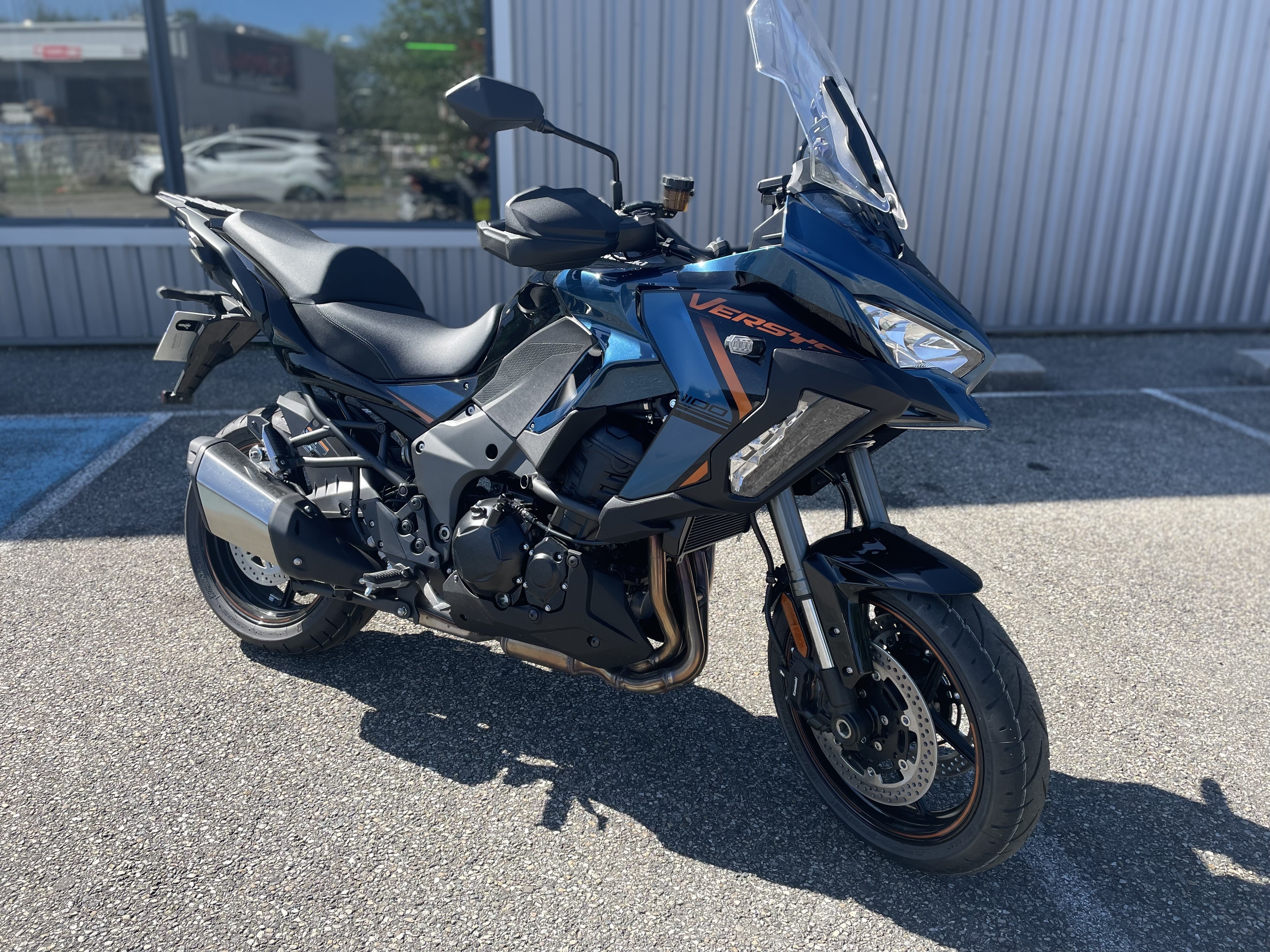 KAWASAKI VERSYS 1100 SE